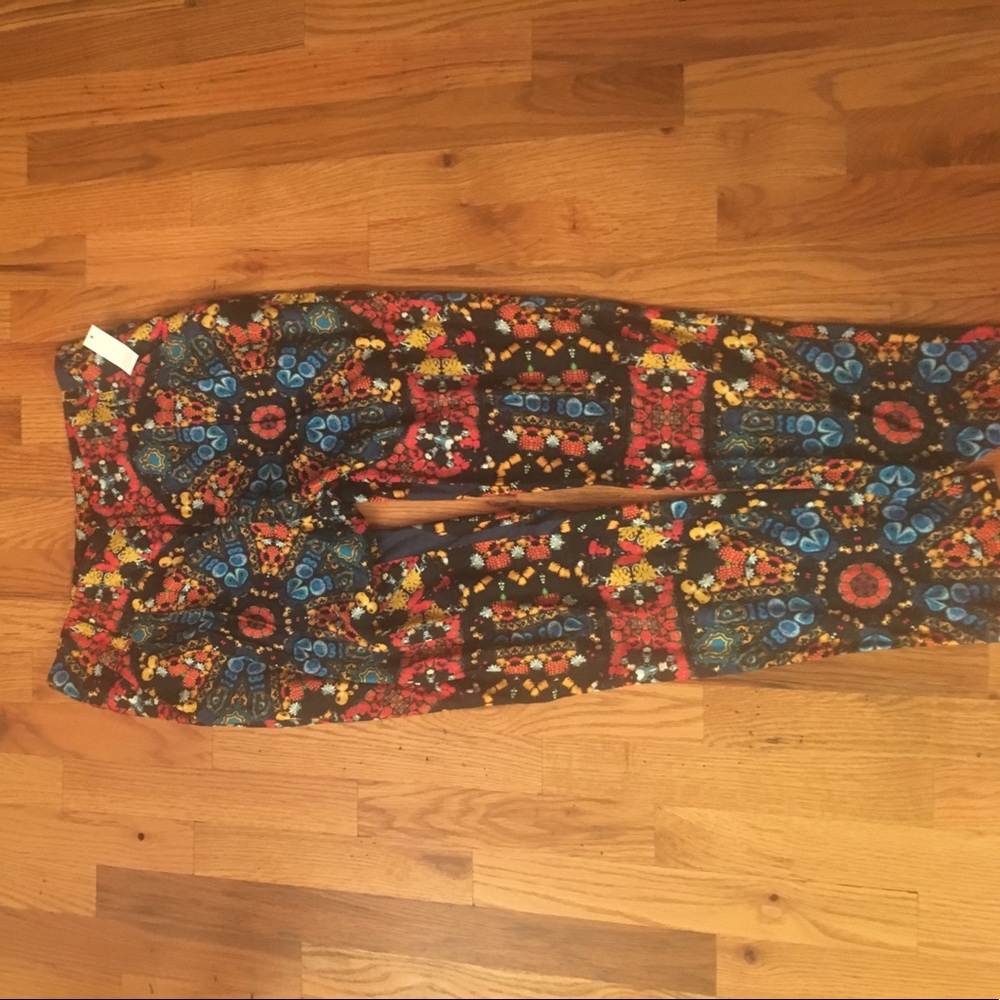 NWT Alice and Olivia pants